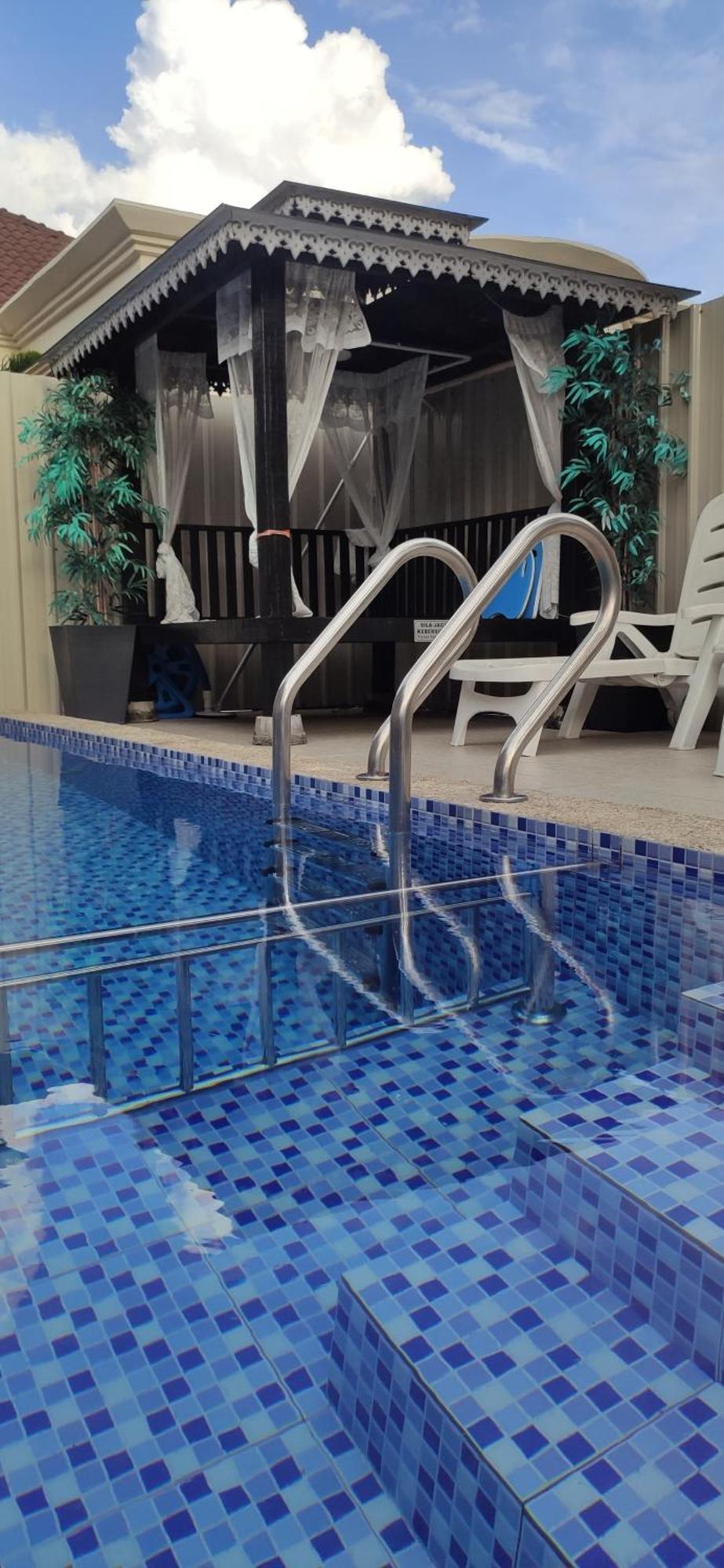 Private Pool Cassa Dinies, Wifi , Bbq,10 Pax Villa Rantau Panjang Dış mekan fotoğraf