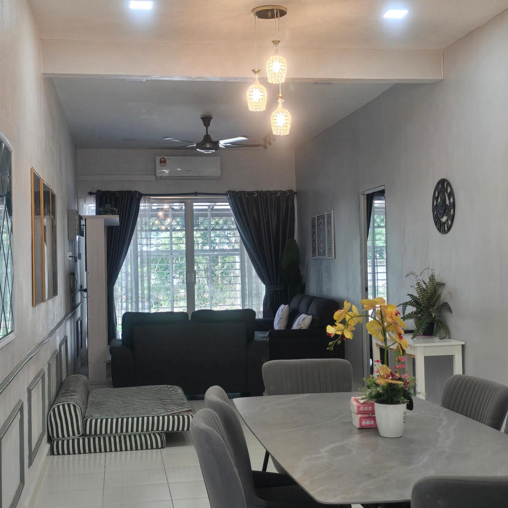 Private Pool Cassa Dinies, Wifi , Bbq,10 Pax Villa Rantau Panjang Dış mekan fotoğraf